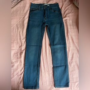 Youth size 14 reg Levi’s skinny jeans